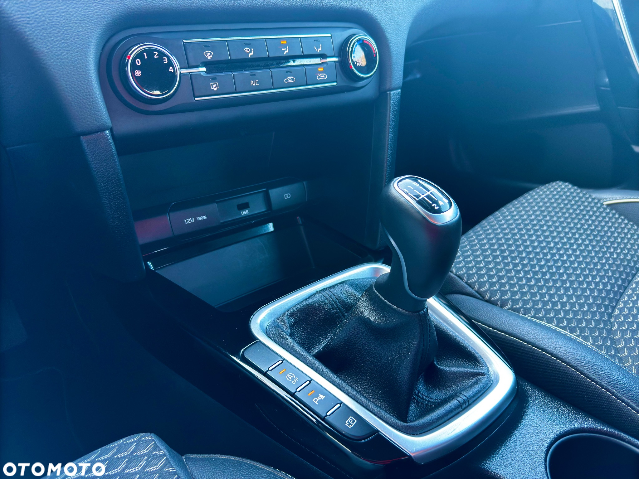 Kia Ceed 1.0 T-GDI M - 22