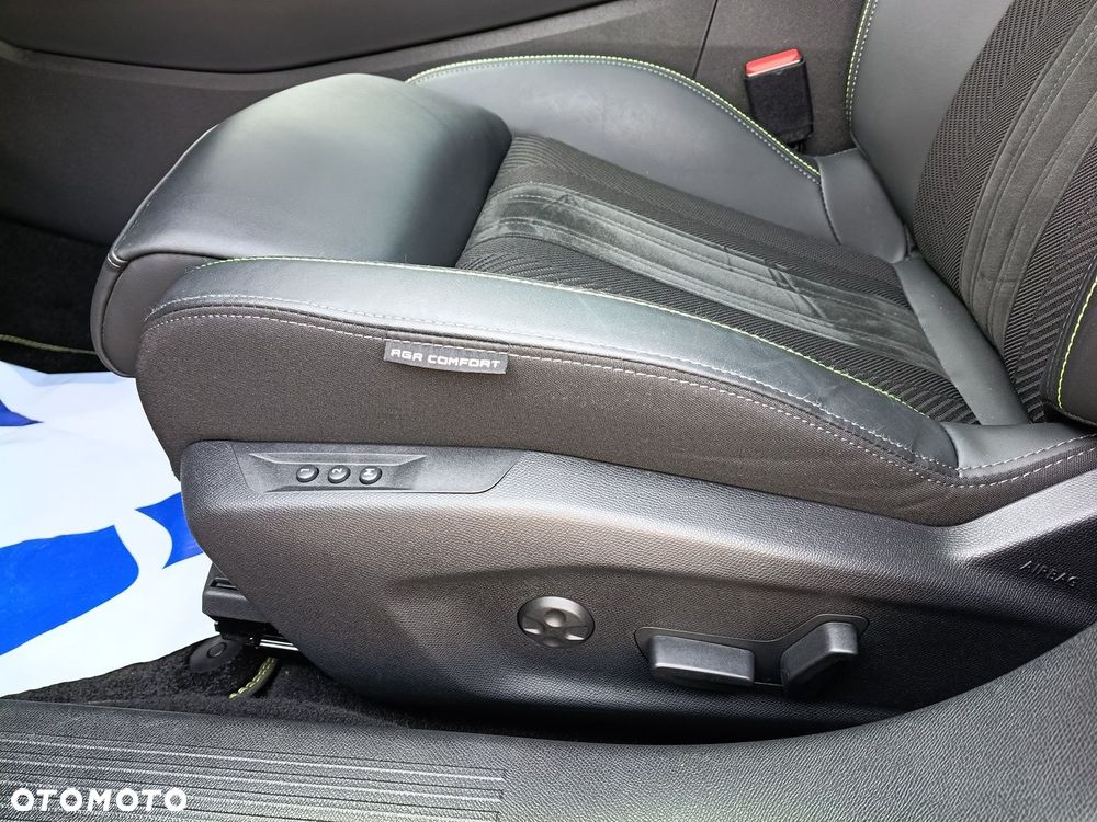 Peugeot 308 - 16