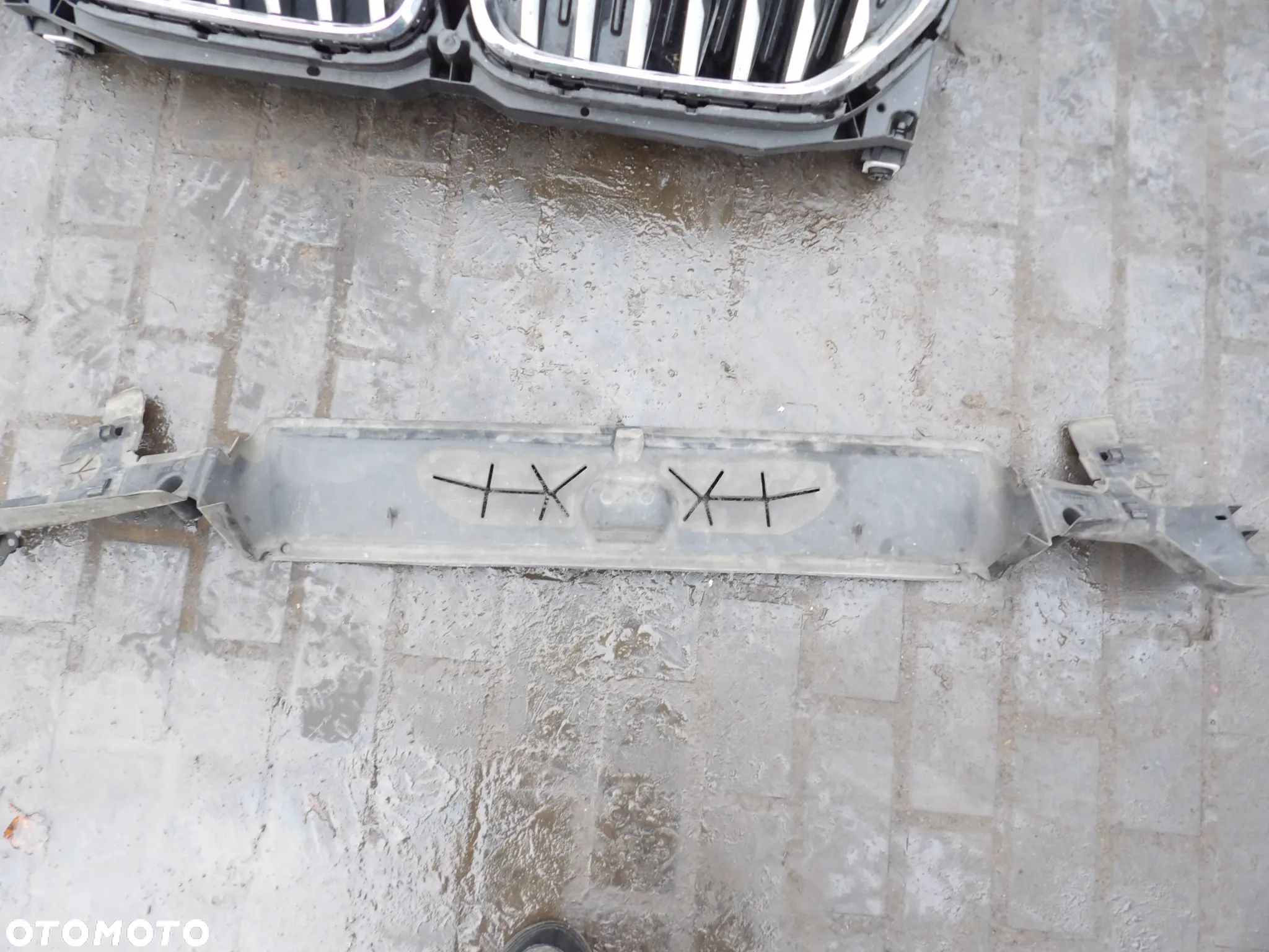 BMW - X5,G05,X7,G07 - KANAŁ POWIETRZA - 7421678 - 1