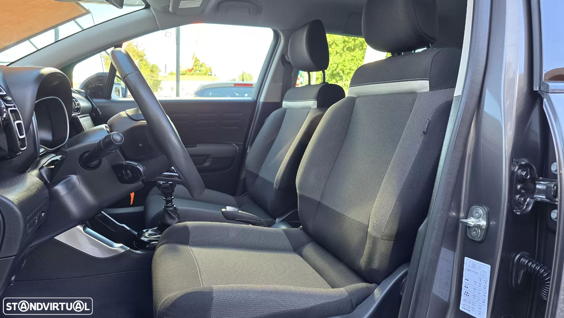 Citroën C3 Aircross 1.2 PureTech Shine - 14