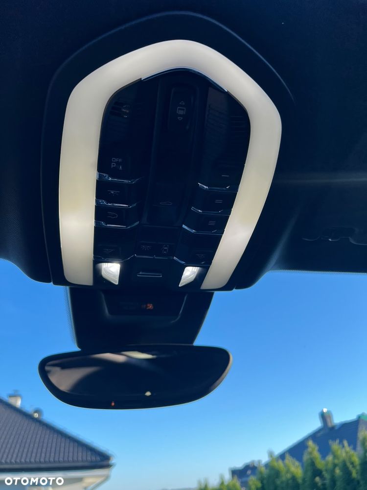 Porsche Macan GTS - 25