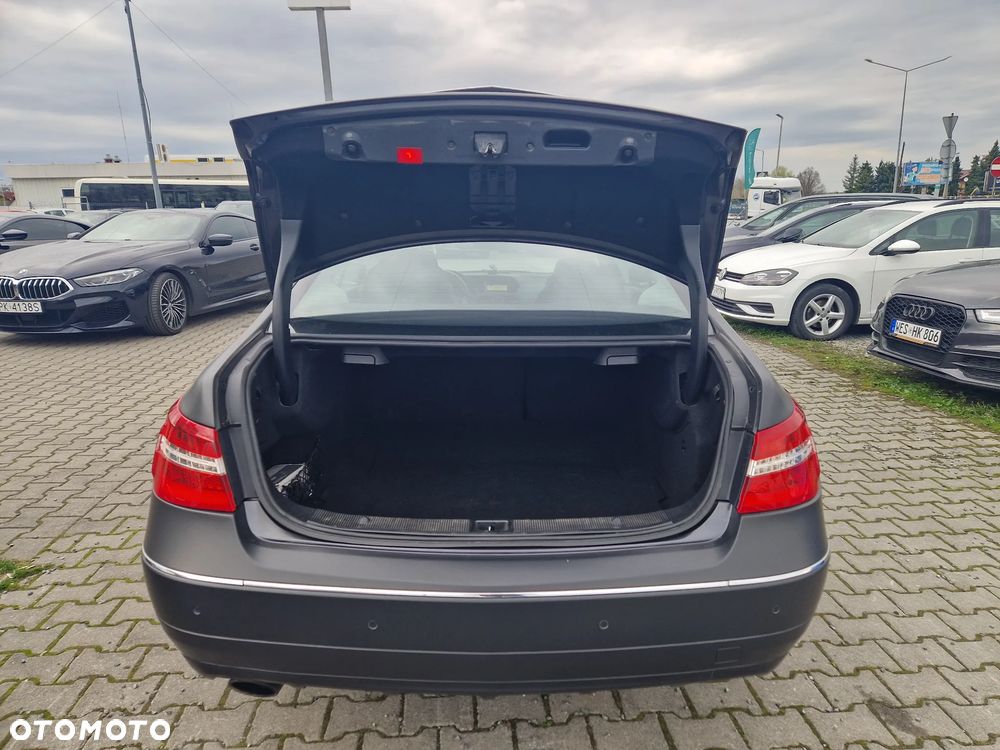 Mercedes-Benz Klasa E - 7