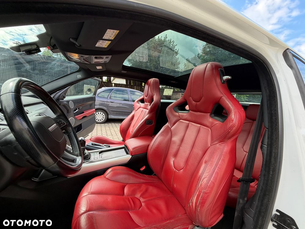 Land Rover Range Rover Evoque - 12