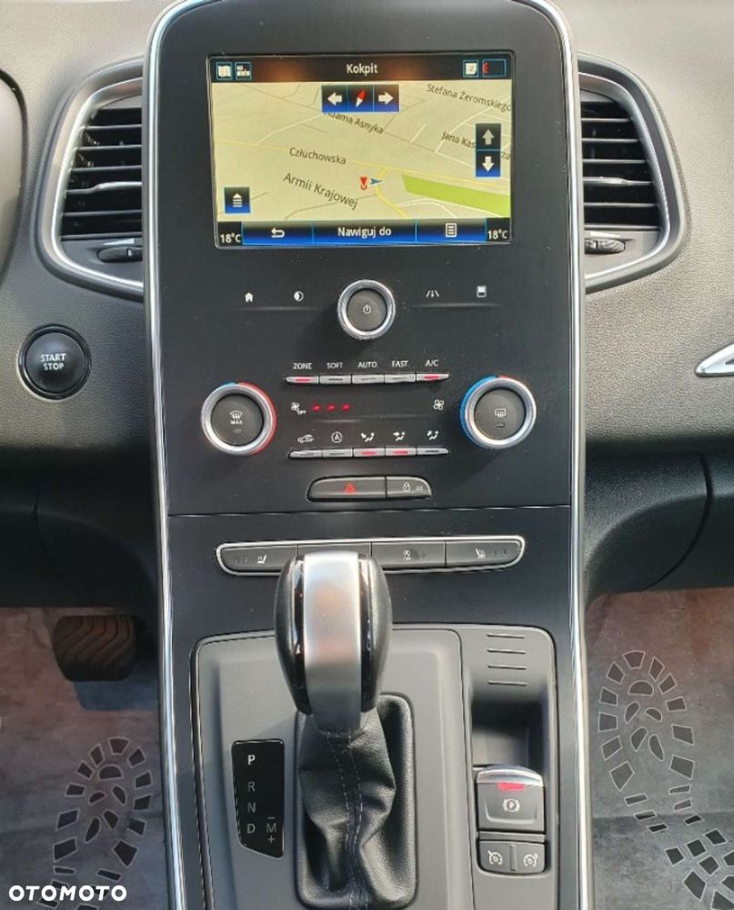Renault Grand Scenic - 25
