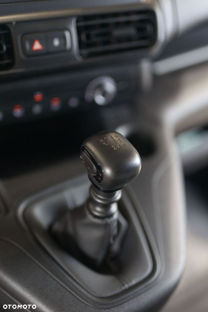 Toyota PROACE CITY - 26
