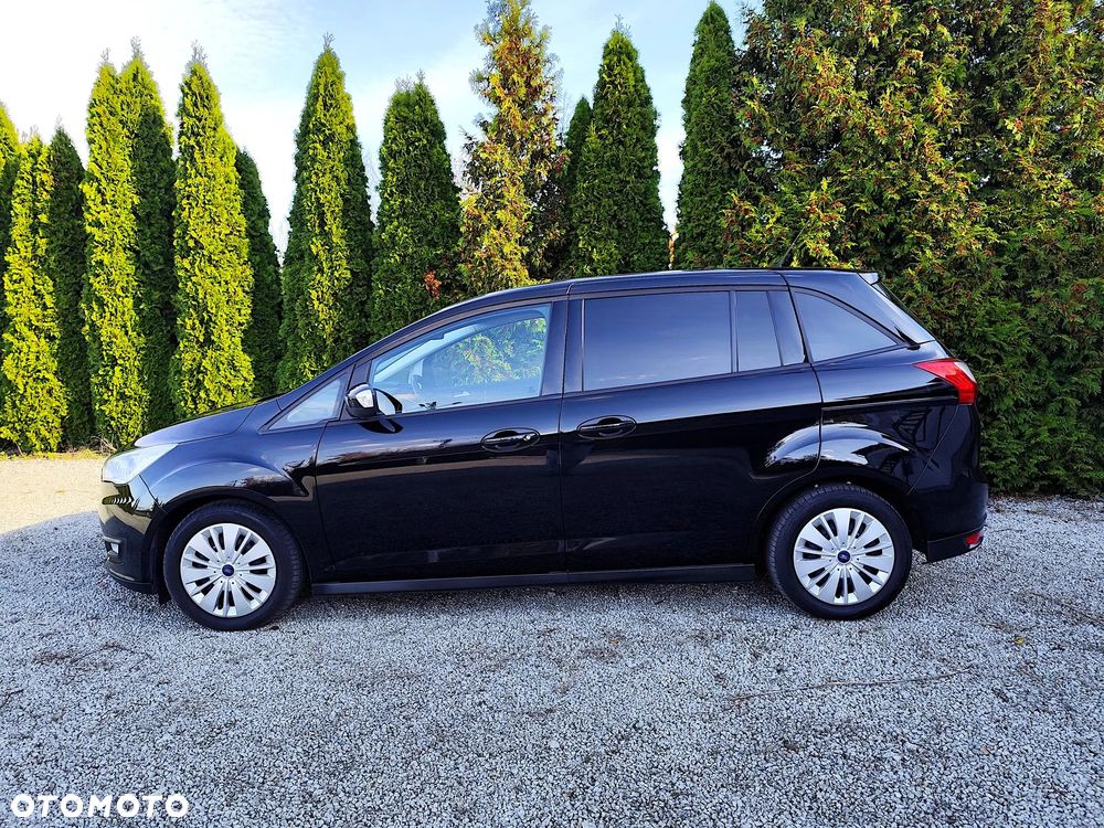 Ford Grand C-MAX - 29