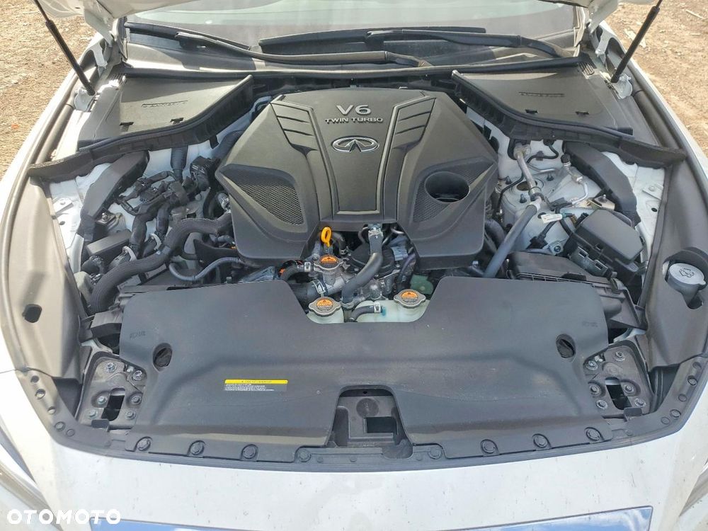 Infiniti Q50 - 12