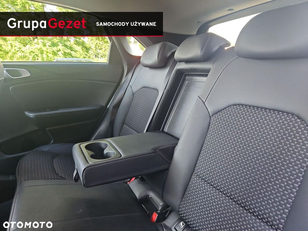 Kia Ceed 1.4 T-GDI L Business Line Plus - 16