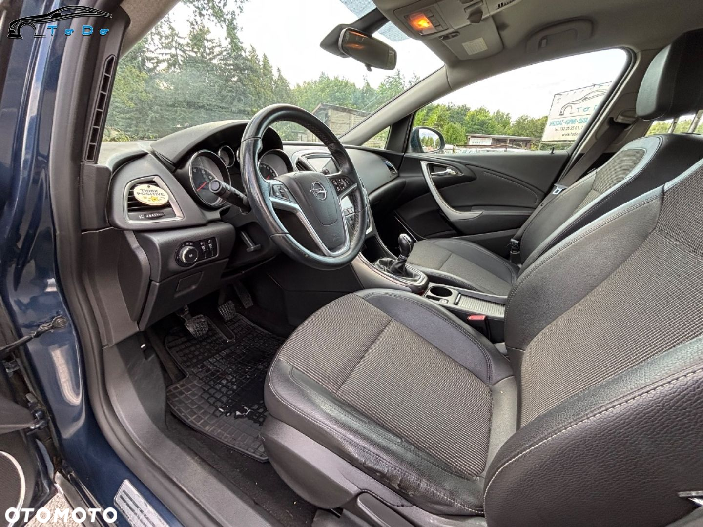Opel Astra IV 1.6 Cosmo EU6 - 14