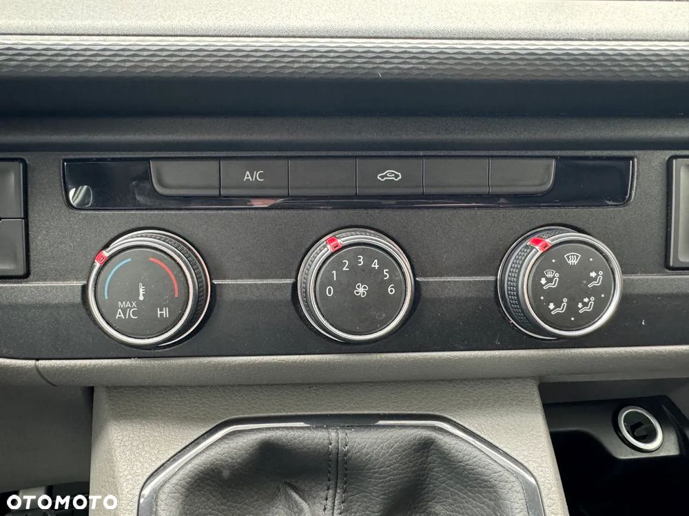 Volkswagen Transporter  L2 MAXI LONG - 23