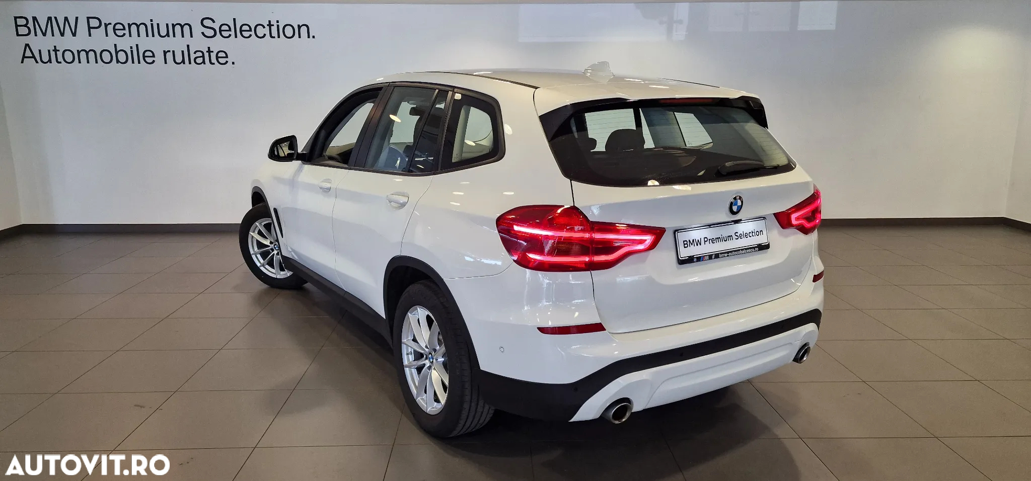 BMW X3 xDrive20i AT - 4