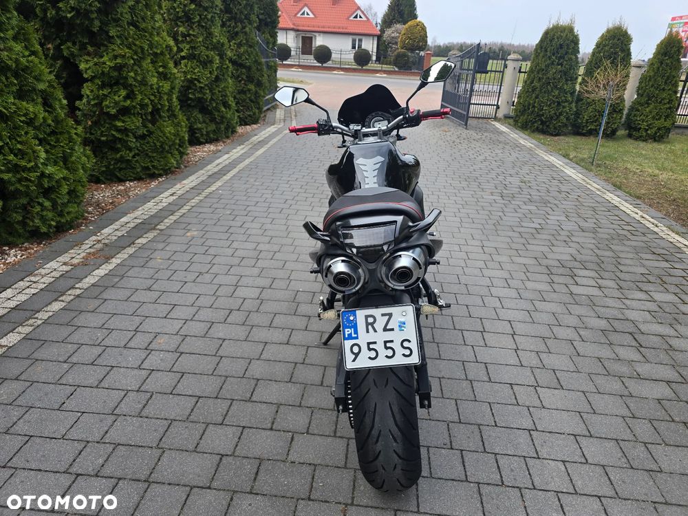 Yamaha FZ6 - 8