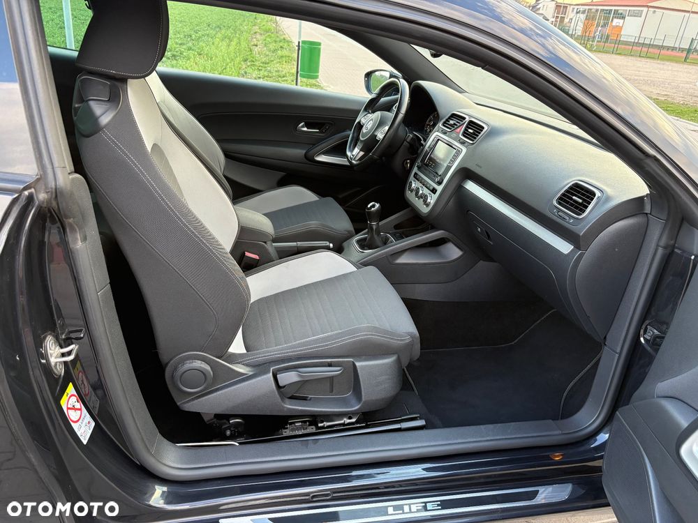 Volkswagen Scirocco 1.4 TSI Life - 30