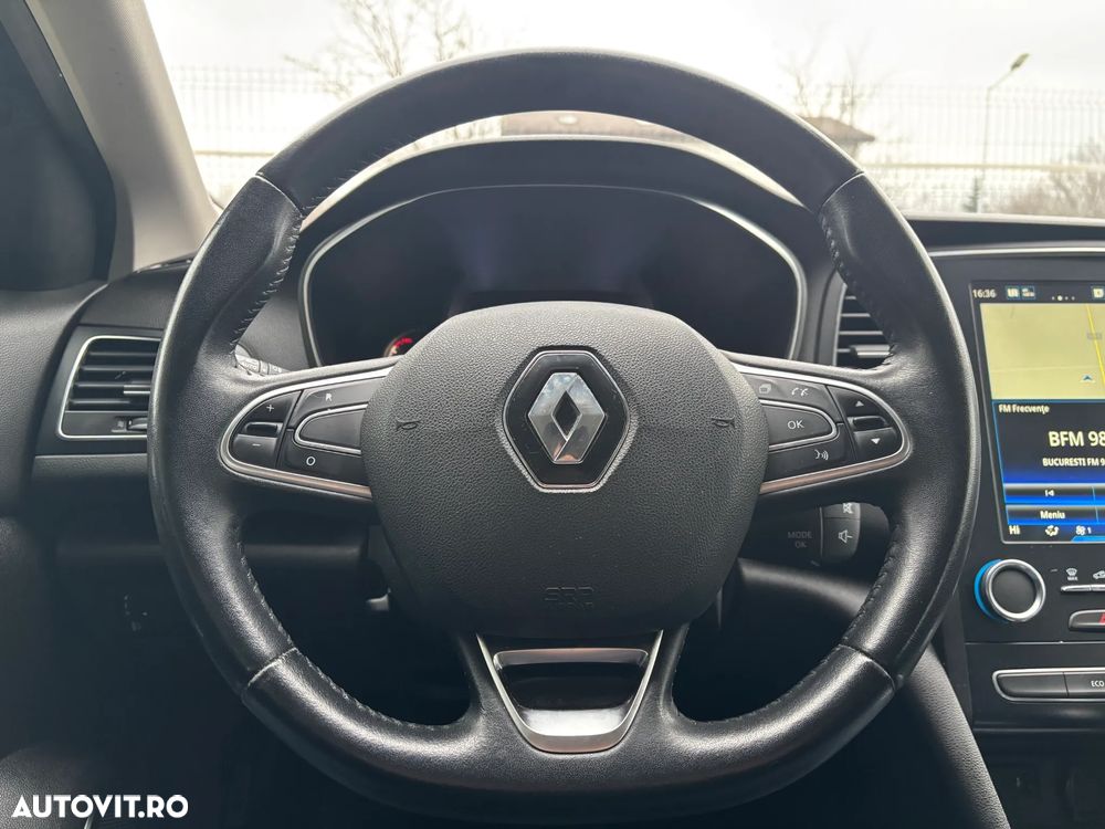 Renault Megane BLUE dCi 115 EDC LIMITED - 18