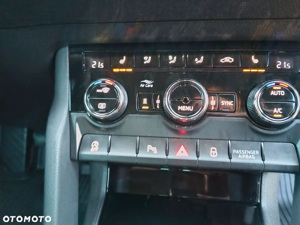 Skoda Karoq 2.0 TDI SCR 4x4 Style - 9