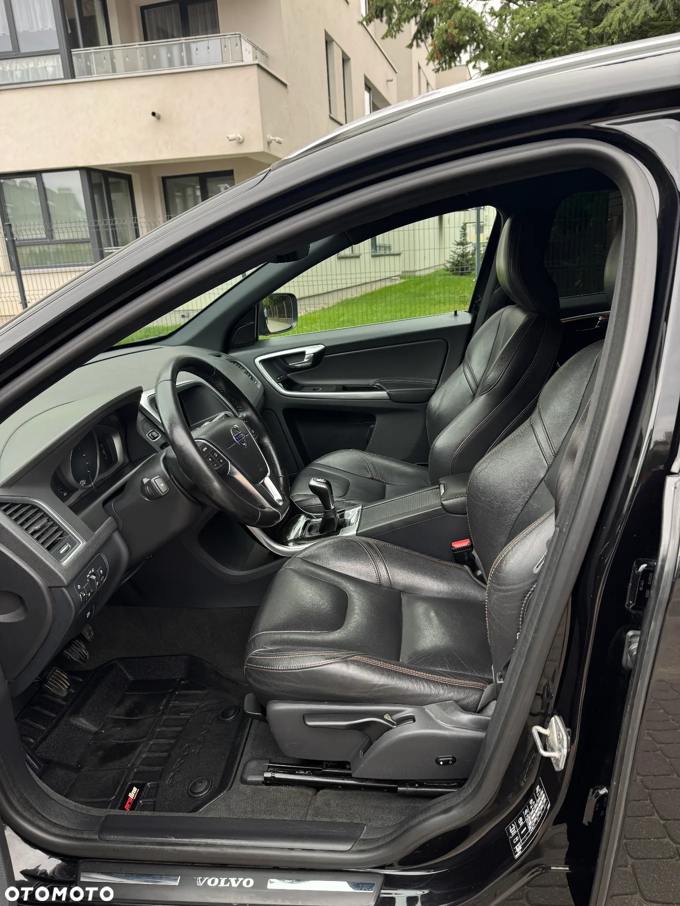 Volvo XC 60 D3 SCR Inscription - 9
