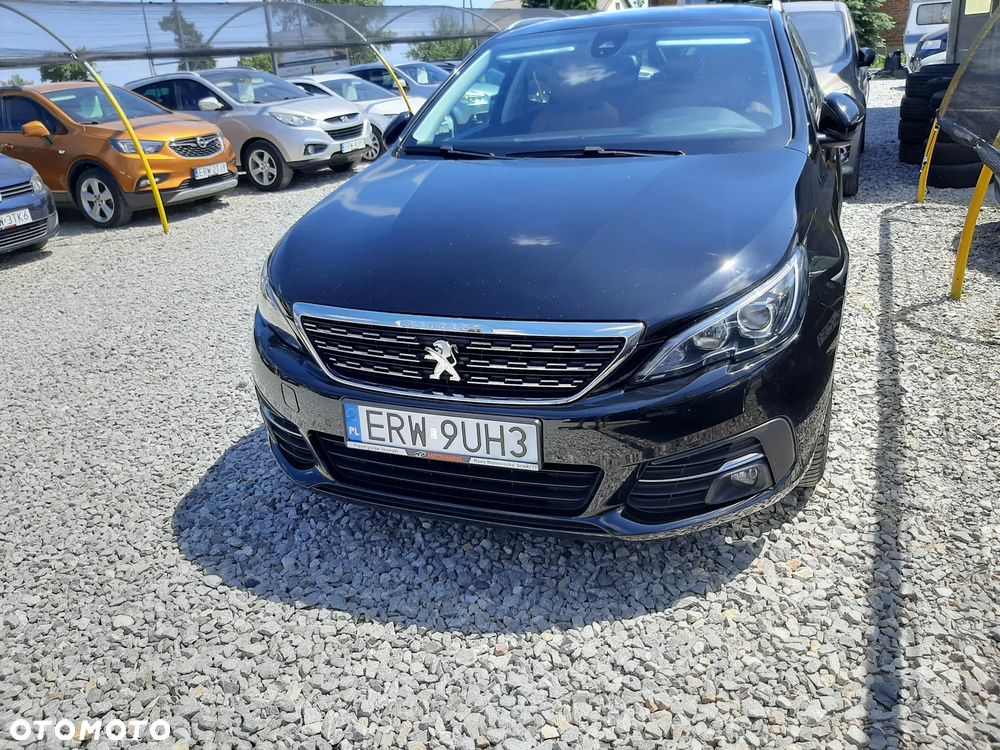 Peugeot 308 BlueHDi 130 Stop & Start Allure - 4