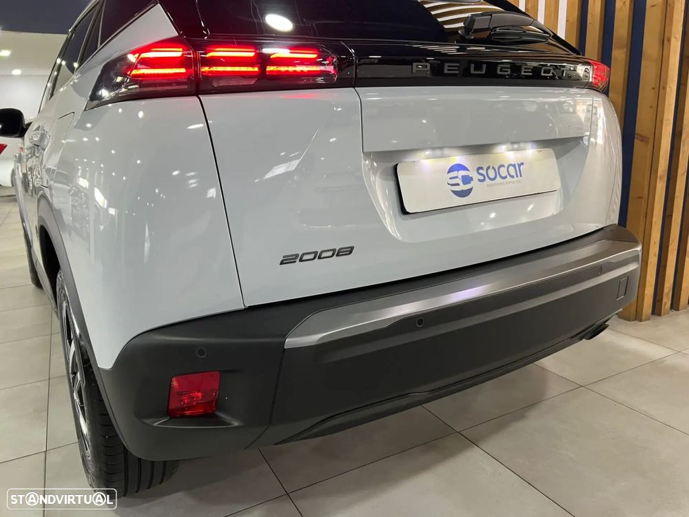 Peugeot 2008 - 7