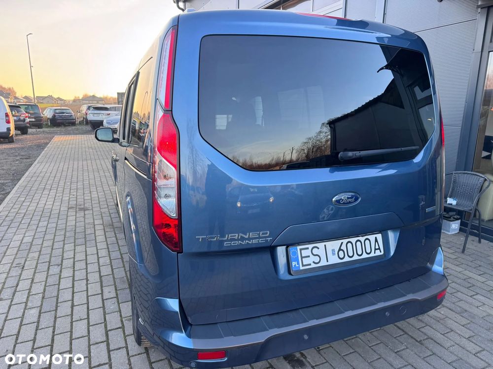 Ford Tourneo Connect Grand - 5