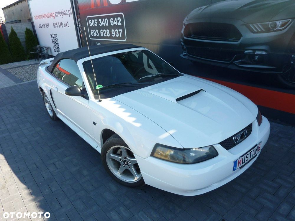 Ford Mustang - 9