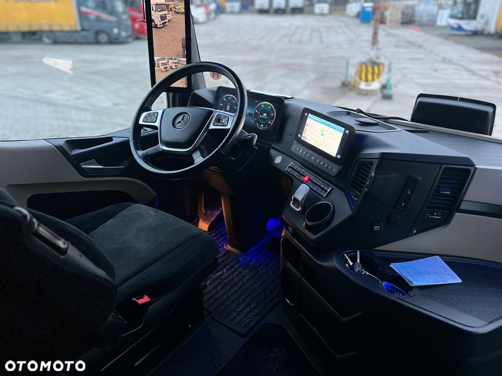 Mercedes-Benz Actros 1851/GIGA SPACE/ Retarder/ Klima Postojowa/ Aktywny tempomat ACC/ - 7