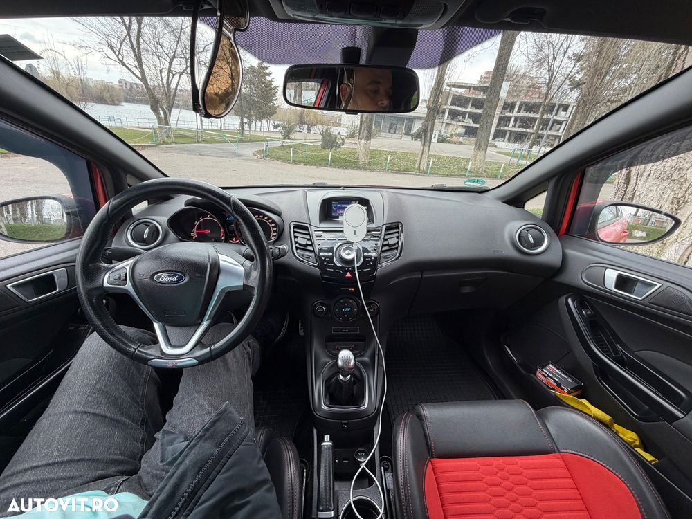Ford Fiesta 1.6 ST - 6