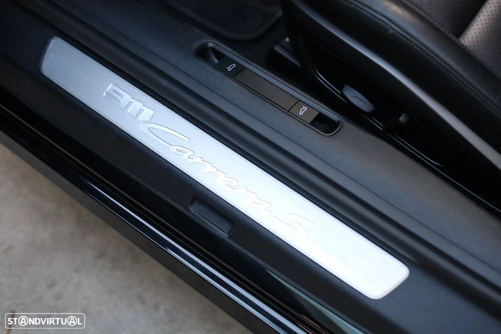 Porsche 911 Série F - 14