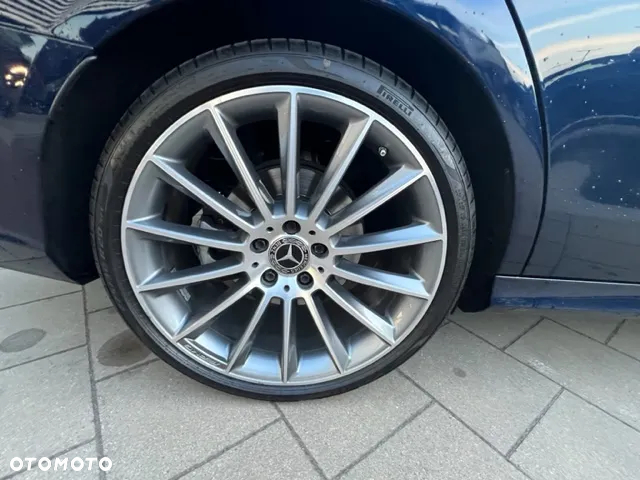 Mercedes-Benz Klasa E 300 d T 9G-TRONIC AMG Line - 24