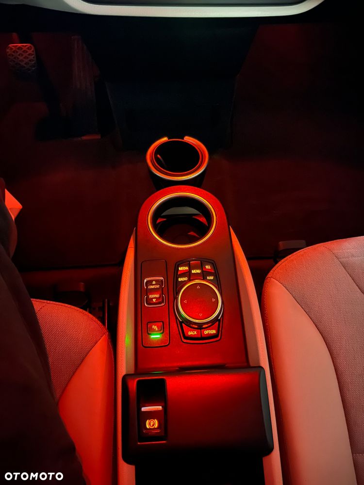 BMW i3 (60 Ah) - 37