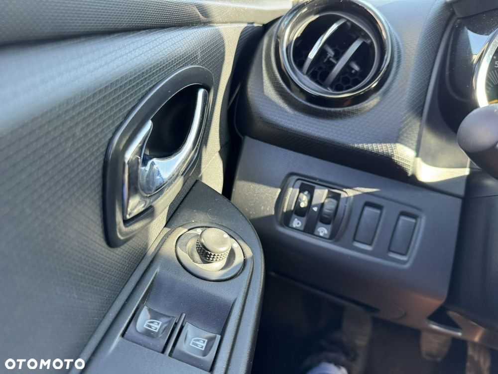 Renault Clio - 21