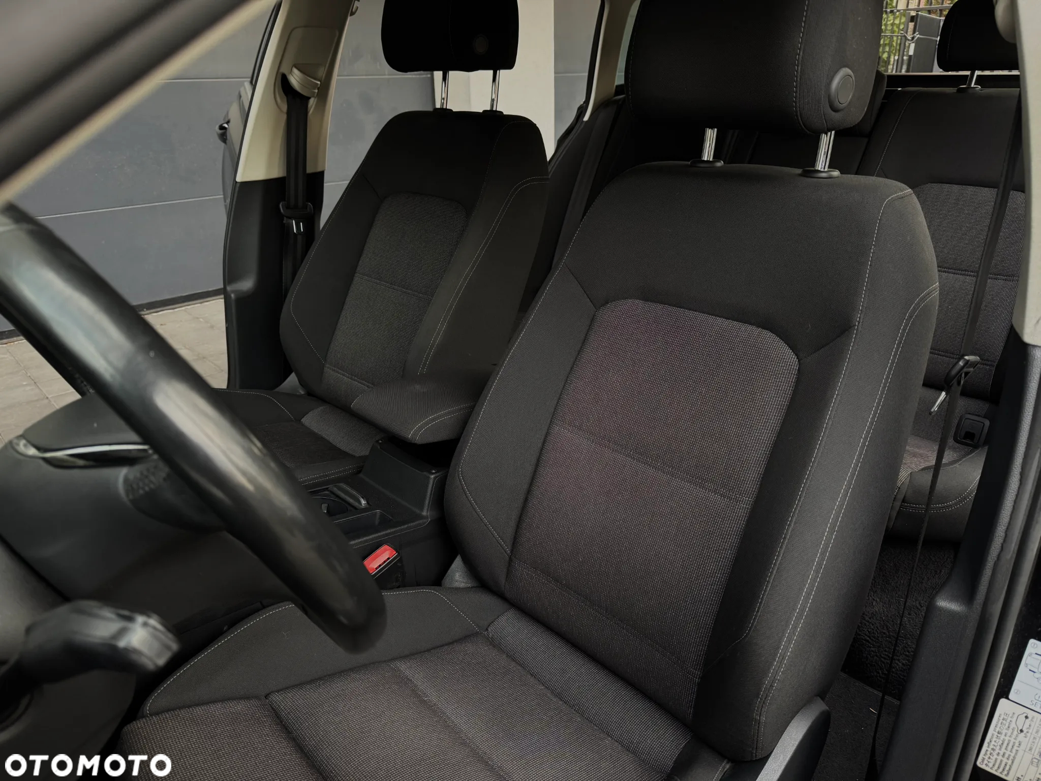 Volkswagen Passat 2.0 TDI EVO Business - 9