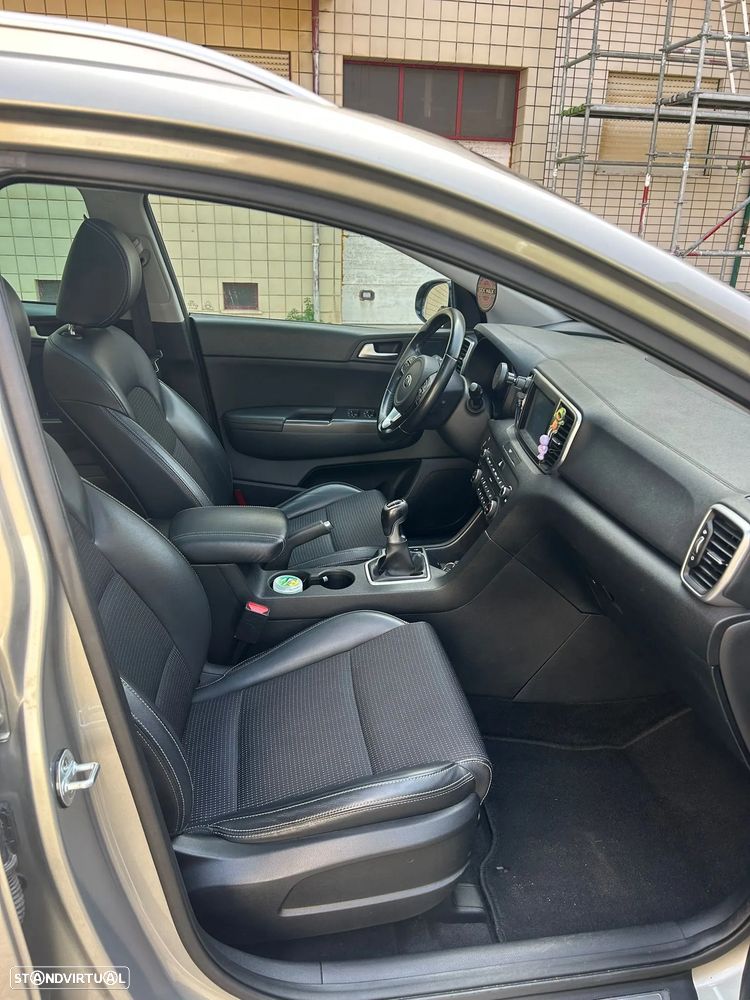 Kia Sportage 1.7 CRDI ISG Nav Line - 14