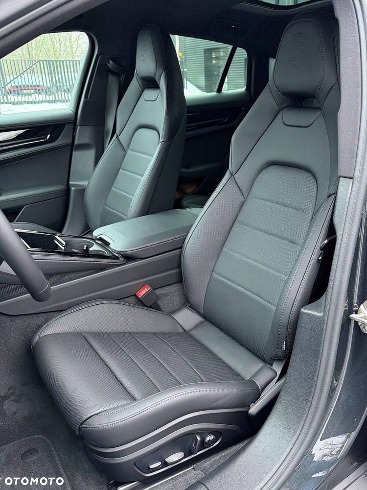 Porsche Panamera - 11