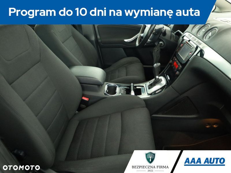 Ford S-Max - 9