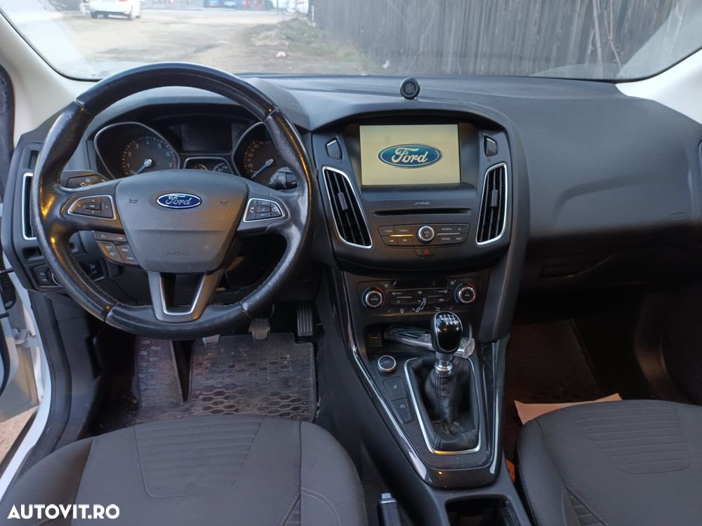 Ford Focus 1.6 TI-VCT Titanium - 4