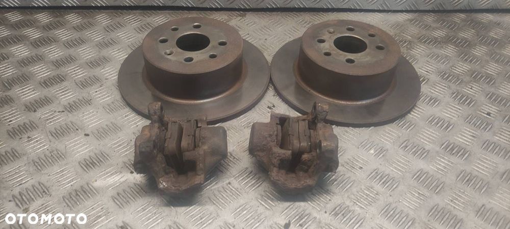 ZESTAW HAMULCOWY TYŁ VECTRA B 1.8 16V - 1