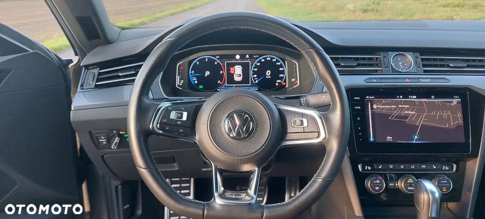 Volkswagen Arteon 2.0 TDI SCR DSG R-Line Edition - 14