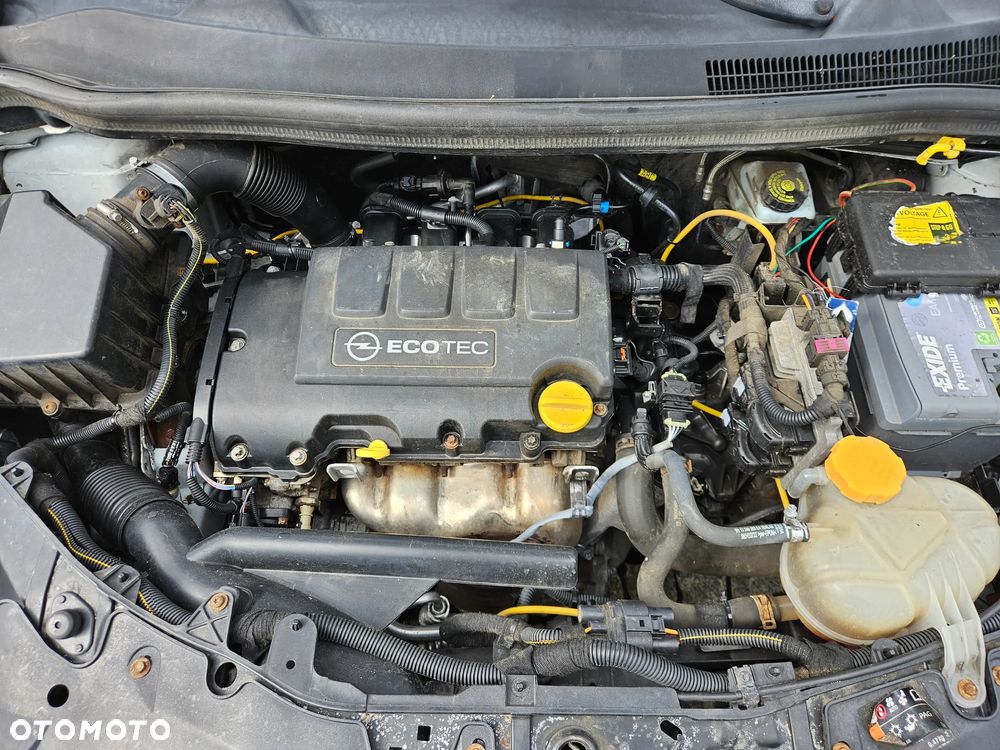 Opel Corsa 1.4 16V Color Edition - 28