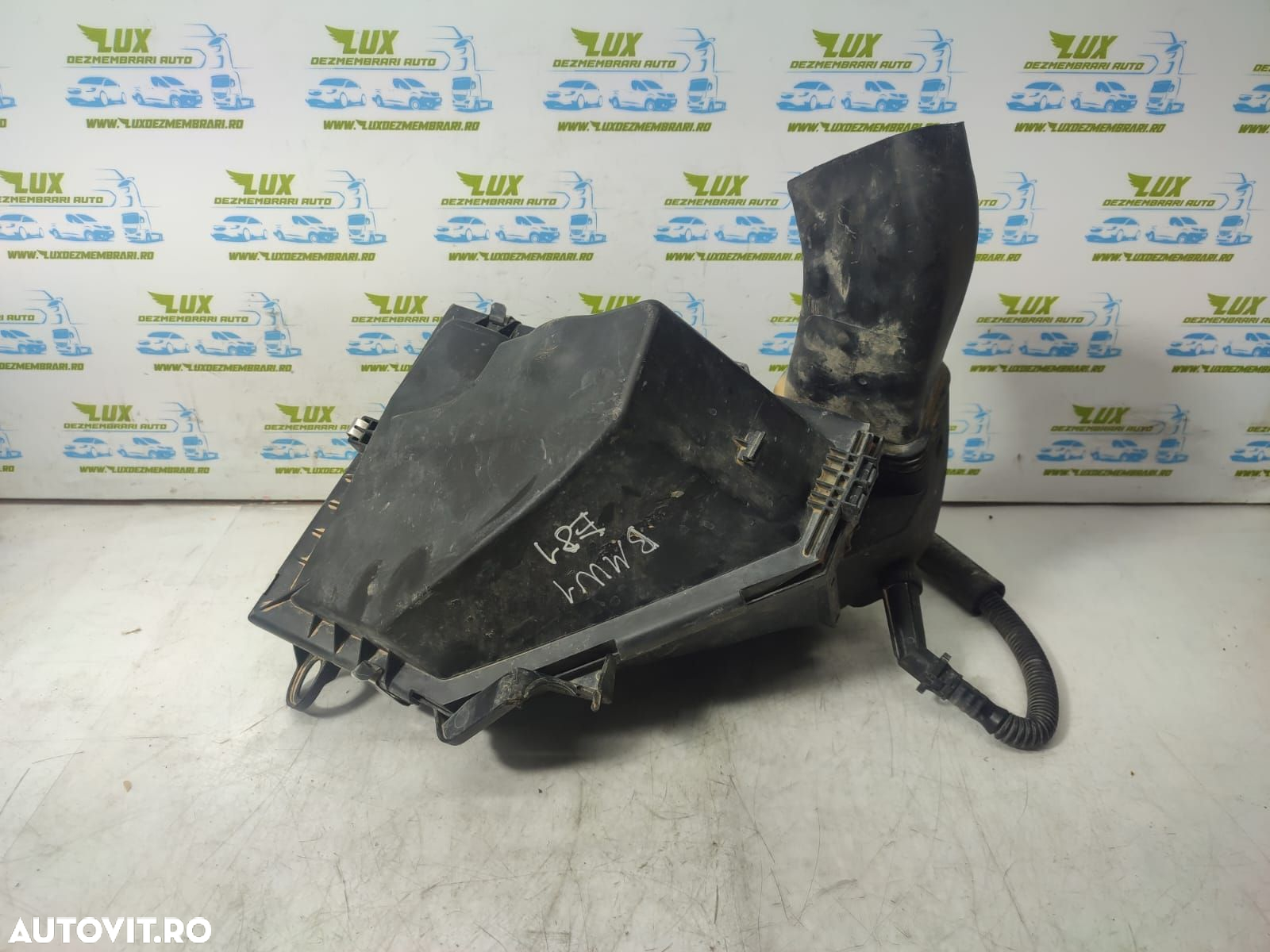 Carcasa filtru aer 13717797467-02 BMW Seria 3 E90 [2004 - 2010] - 2