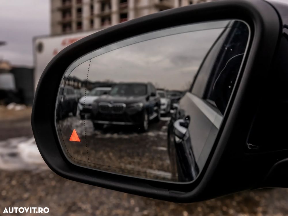 Mercedes-Benz GLC 300 e 4MATIC - 34