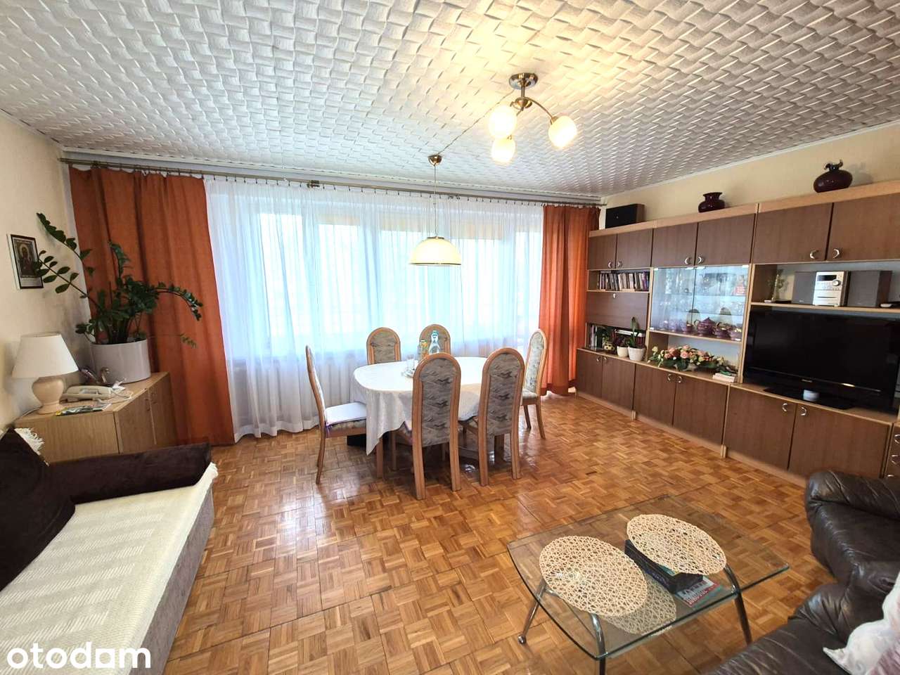 60m2- 3 pokoje, os. Binków, loggia z widokiem na zieleń - Pełny obrazek: 2/9