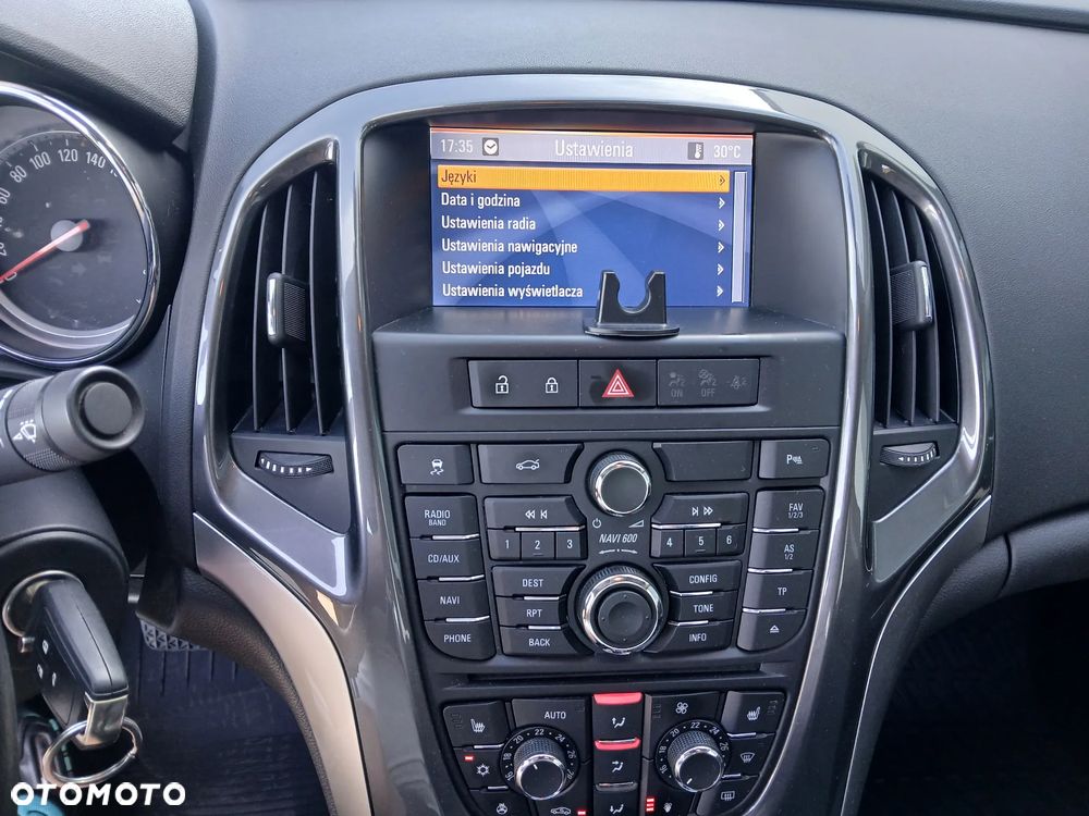 Opel Astra 1.4 T Executive EU6 - 30