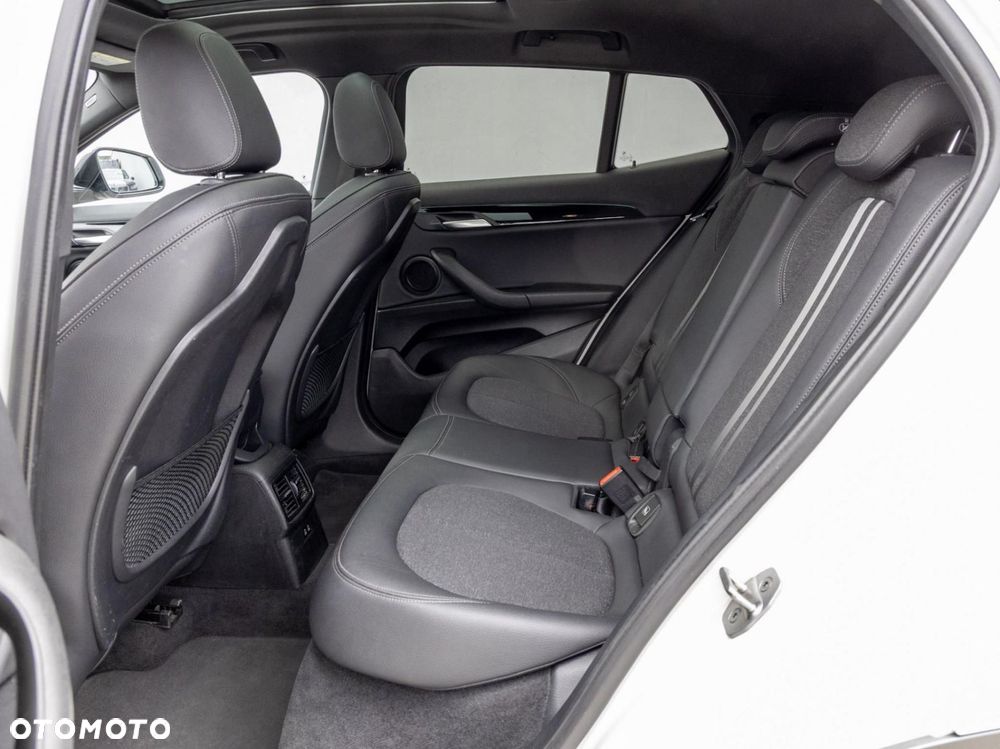 BMW X2 - 14