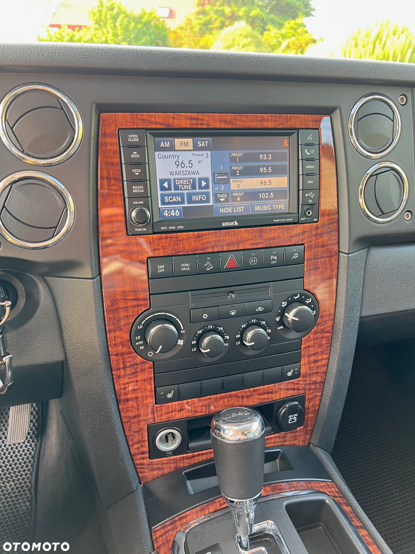 Jeep Commander 5.7 V8 HEMI Automatik Limited - 15