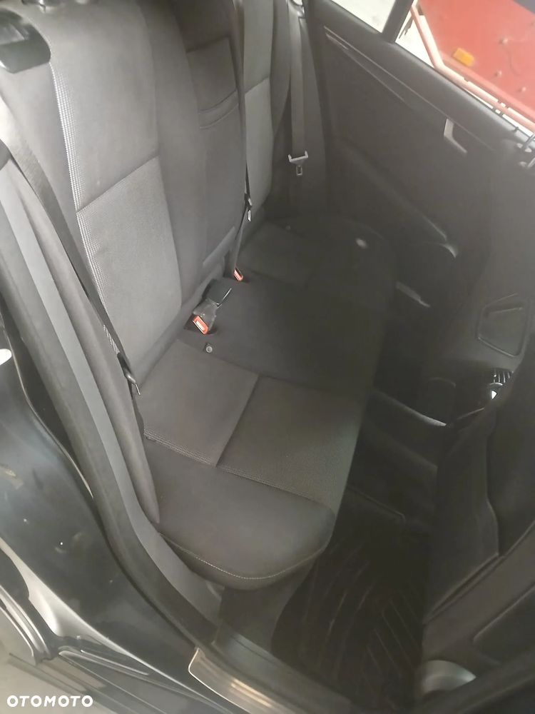 Mercedes-Benz Klasa C - 11