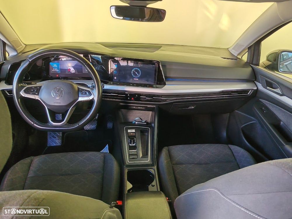 VW Golf Variant - 7