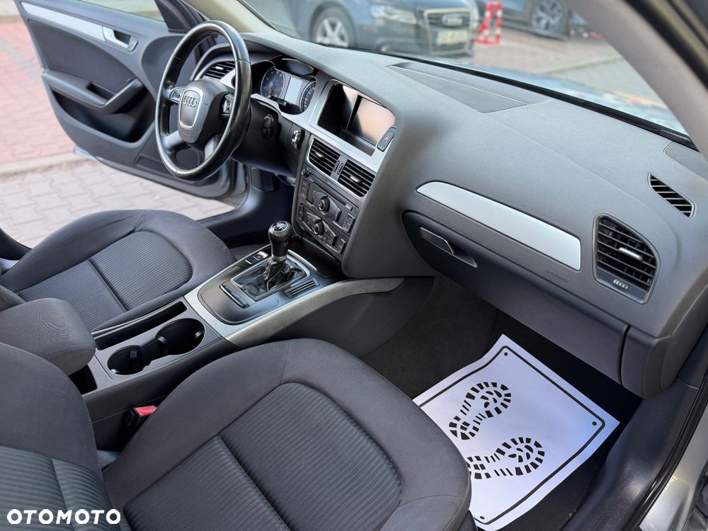Audi A4 Limousine 1.8 TFSI multitronic S line Sportpaket - 28