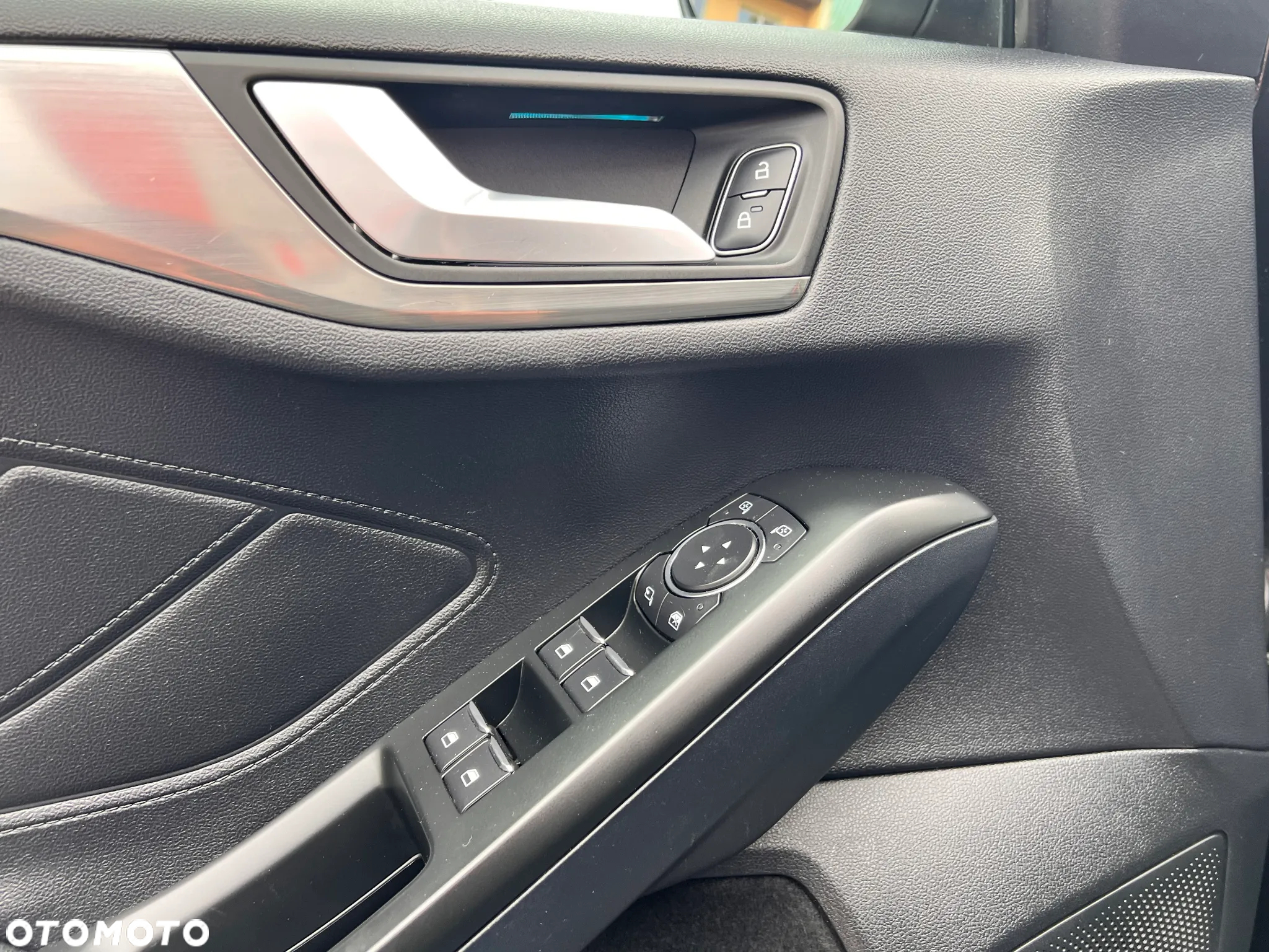 Ford Focus 1.5 EcoBlue Titanium - 29