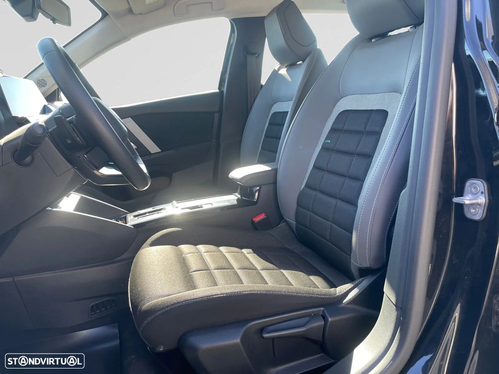 Citroën C4 X 1.2 Hybrid Plus e-DSC6 - 10