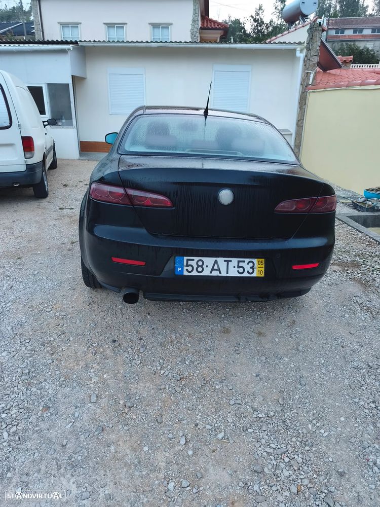 Alfa Romeo 159 1.9 JTDm 16V - 3